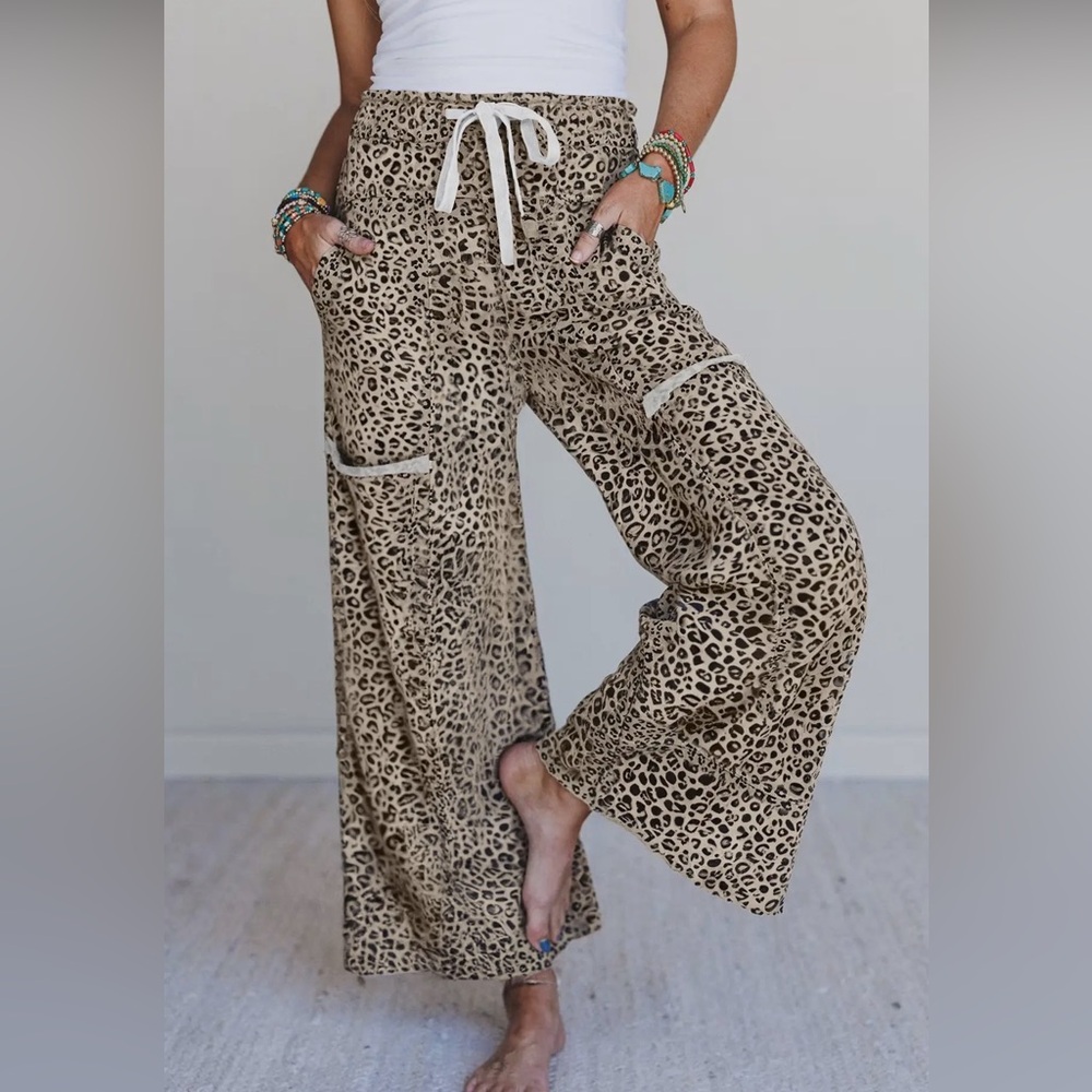 Leopard Print Wide-Leg Pants